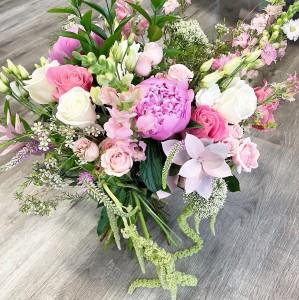 European Hand-Tied Bouquets (SUMMER SEASONAL BLOOMS) See list of available flowers for SUMMER below..... This photo is a SUMMER floral design. – Imperial Flower Shop Ltd, Brampton ON