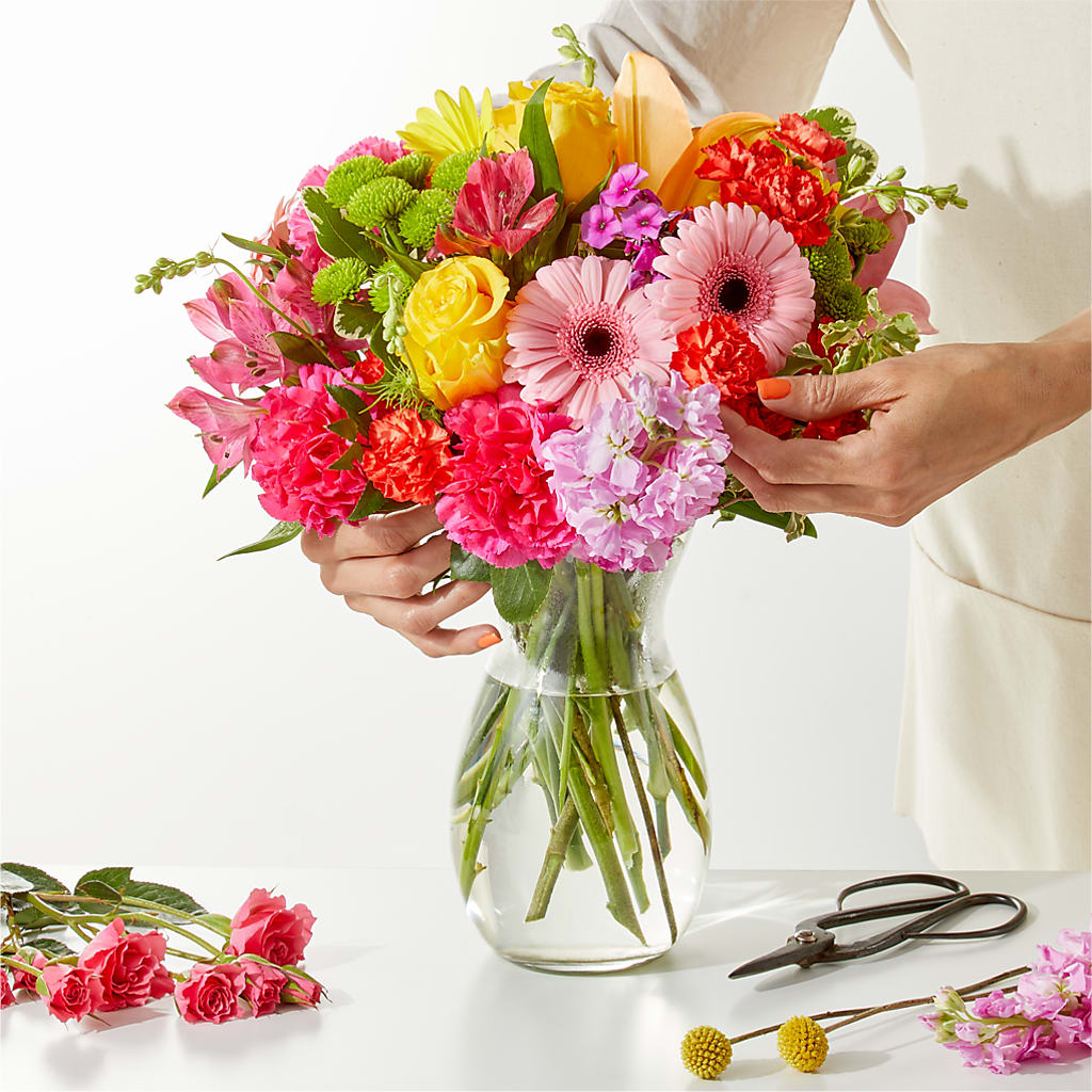 Cue the Confetti - A Florist Original – Imperial Flower Shop Ltd, Brampton ON