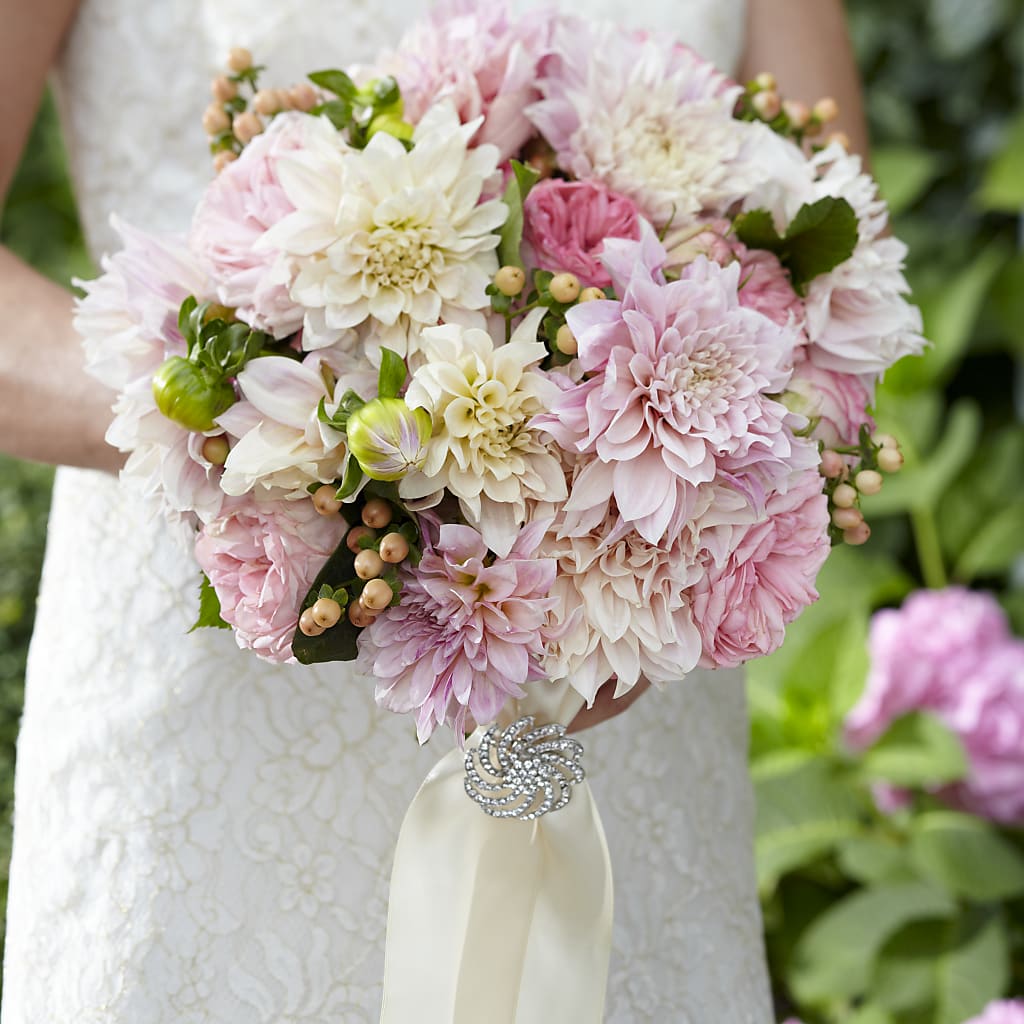Heart's Promise Bouquet – Imperial Flower Shop Ltd, Brampton ON
