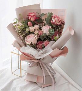 Luxury Handtied Bouquet –  Imperial Flower Shop Ltd, Brampton ON