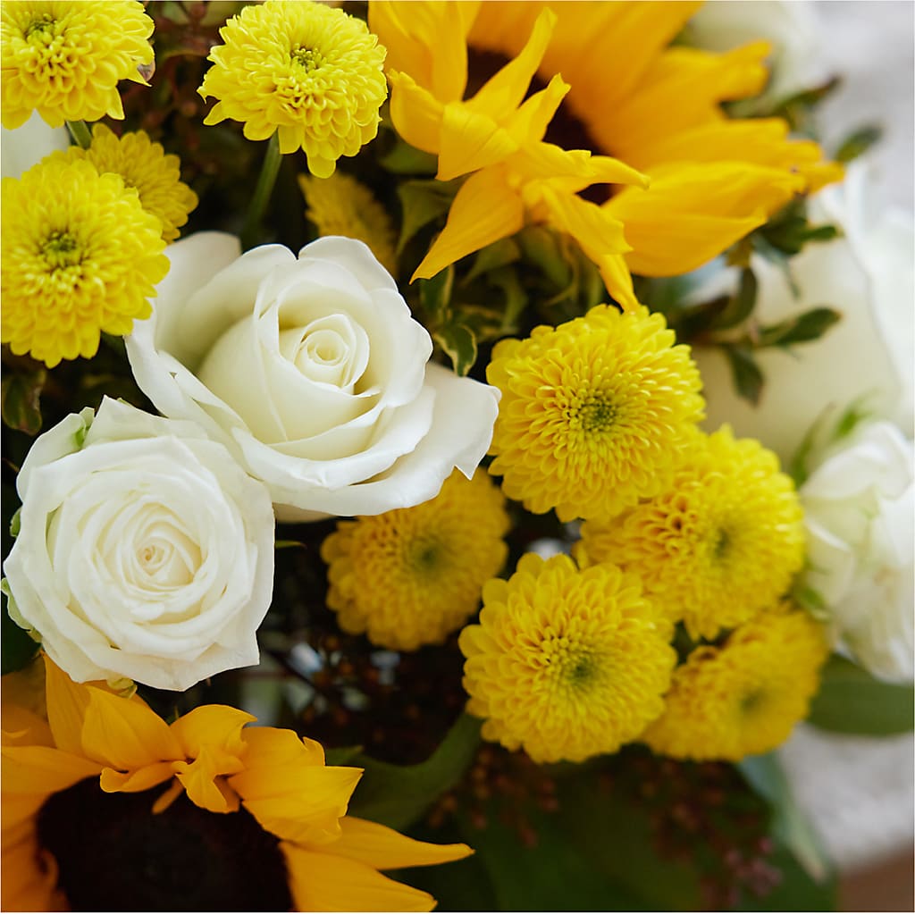 Luminous Morning Bouquet –  Imperial Flower Shop Ltd, Brampton ON