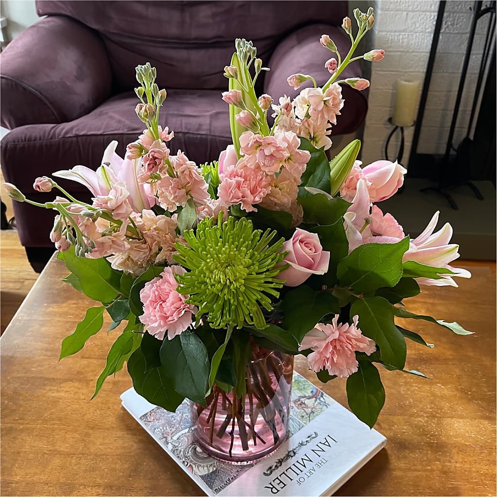 Pretty in Pink Bouquet –  Imperial Flower Shop Ltd, Brampton ON