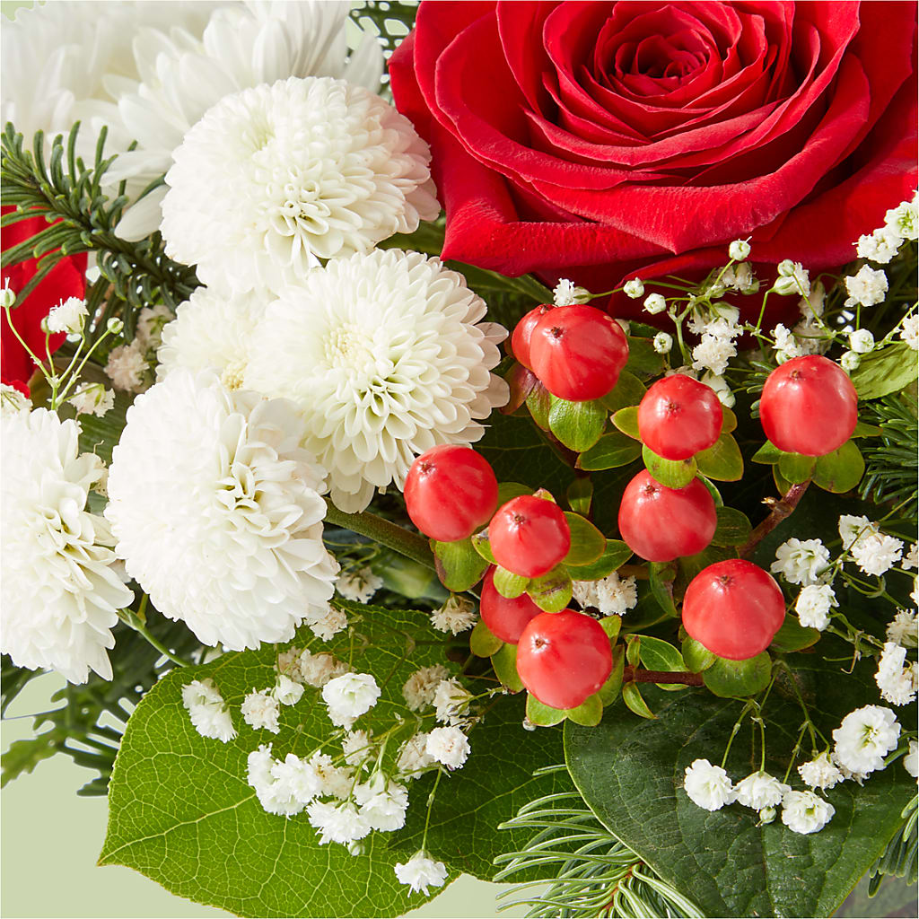 Chance of Flurries Bouquet –  Imperial Flower Shop Ltd, Brampton ON
