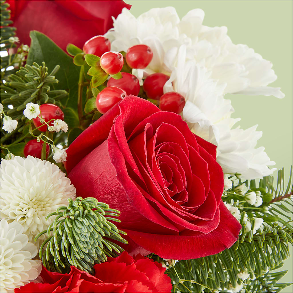 Chance of Flurries Bouquet –  Imperial Flower Shop Ltd, Brampton ON