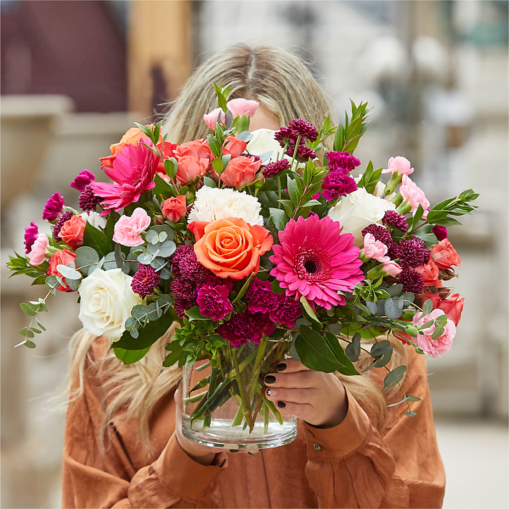 Smell the Roses Bouquet –  Imperial Flower Shop Ltd, Brampton ON
